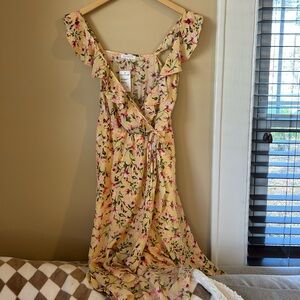 NWT Socialite Yellow and Pink Floral Midi Dress